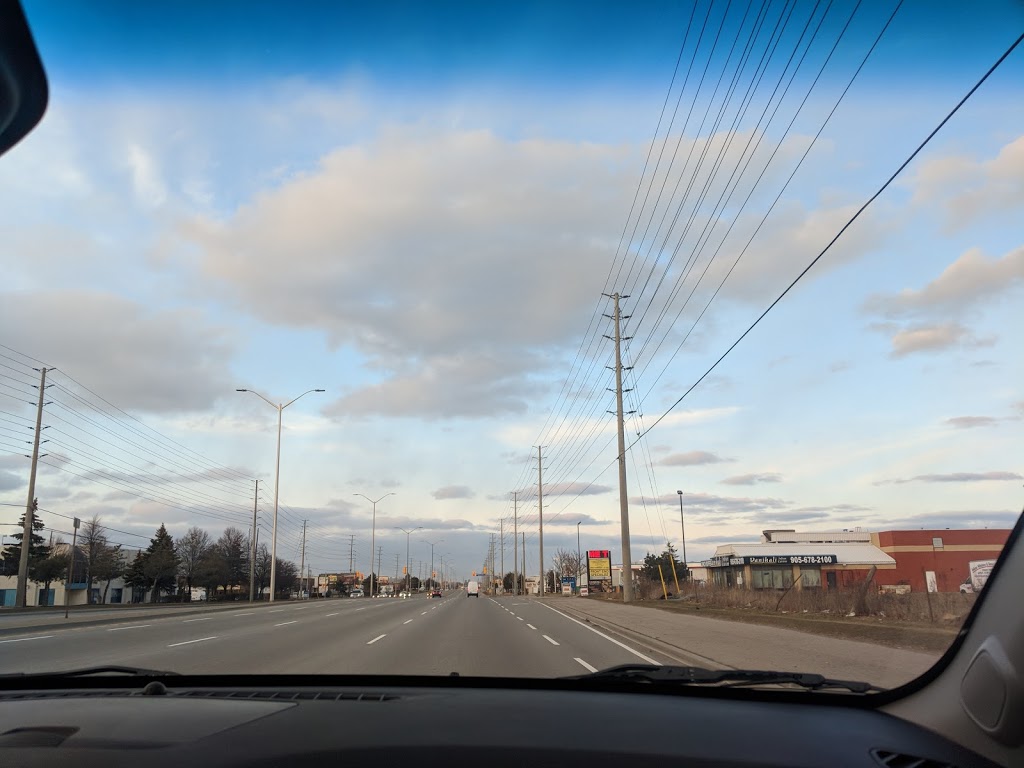 HUSKY | 1700 Derry Rd E, Mississauga, ON L5S 1X8, Canada | Phone: (905) 405-9232