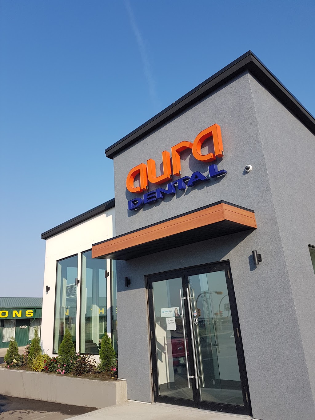 Aura Dental | 1709 Winnipeg St, Regina, SK S4P 1G1, Canada | Phone: (306) 205-1012
