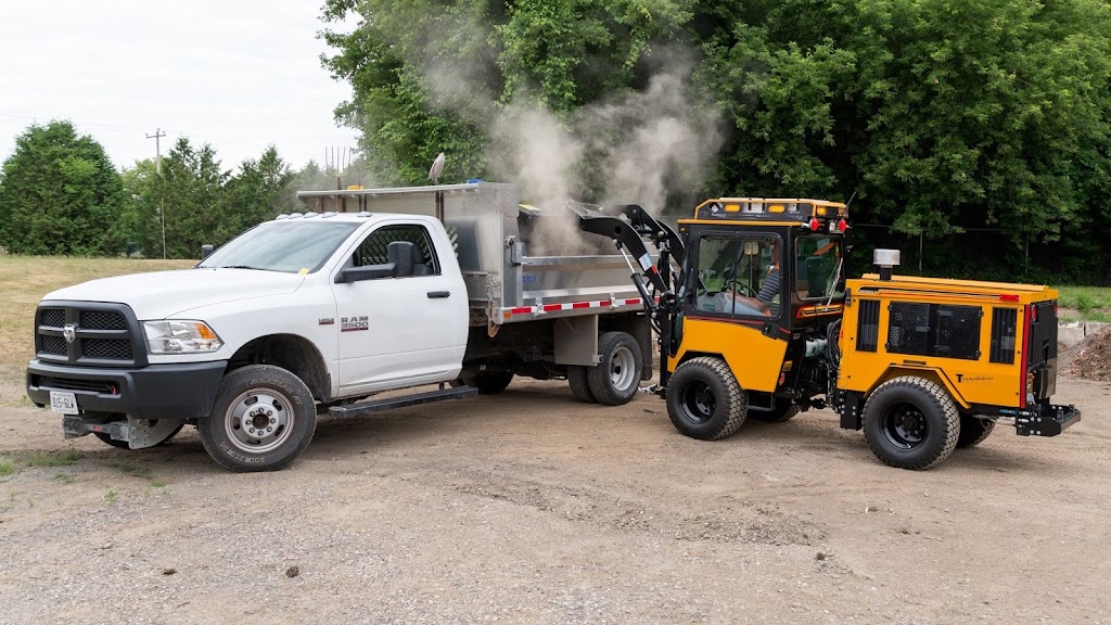Trackless Vehicles Ltd. | 55 Thunderbird Dr, Courtland, ON N0J 1E0, Canada | Phone: (519) 688-0370