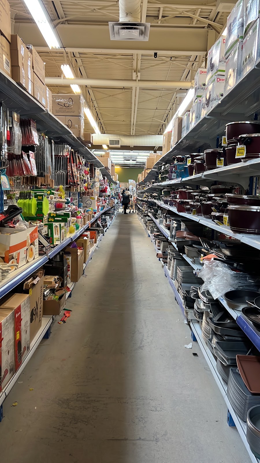 Bianca Amors Liquidation Supercentre | 1300 Ellice Ave, Winnipeg, MB R3G 0E9, Canada | Phone: (204) 414-5010