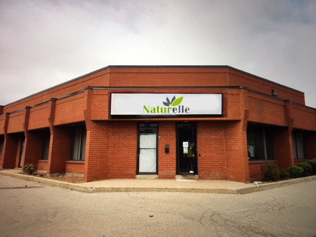 Naturelle Organic Beds | furniture store | 6380 Tomken Rd unit 1, Mississauga, ON L5T 1Z9, Canada | 4165221811 OR +1 416-522-1811