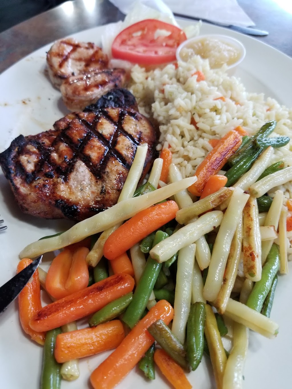 Washago Village Restaurant | 9620 Highway 11 South, Washago, ON L0K 2B0, Canada | Phone: (705) 689-0782
