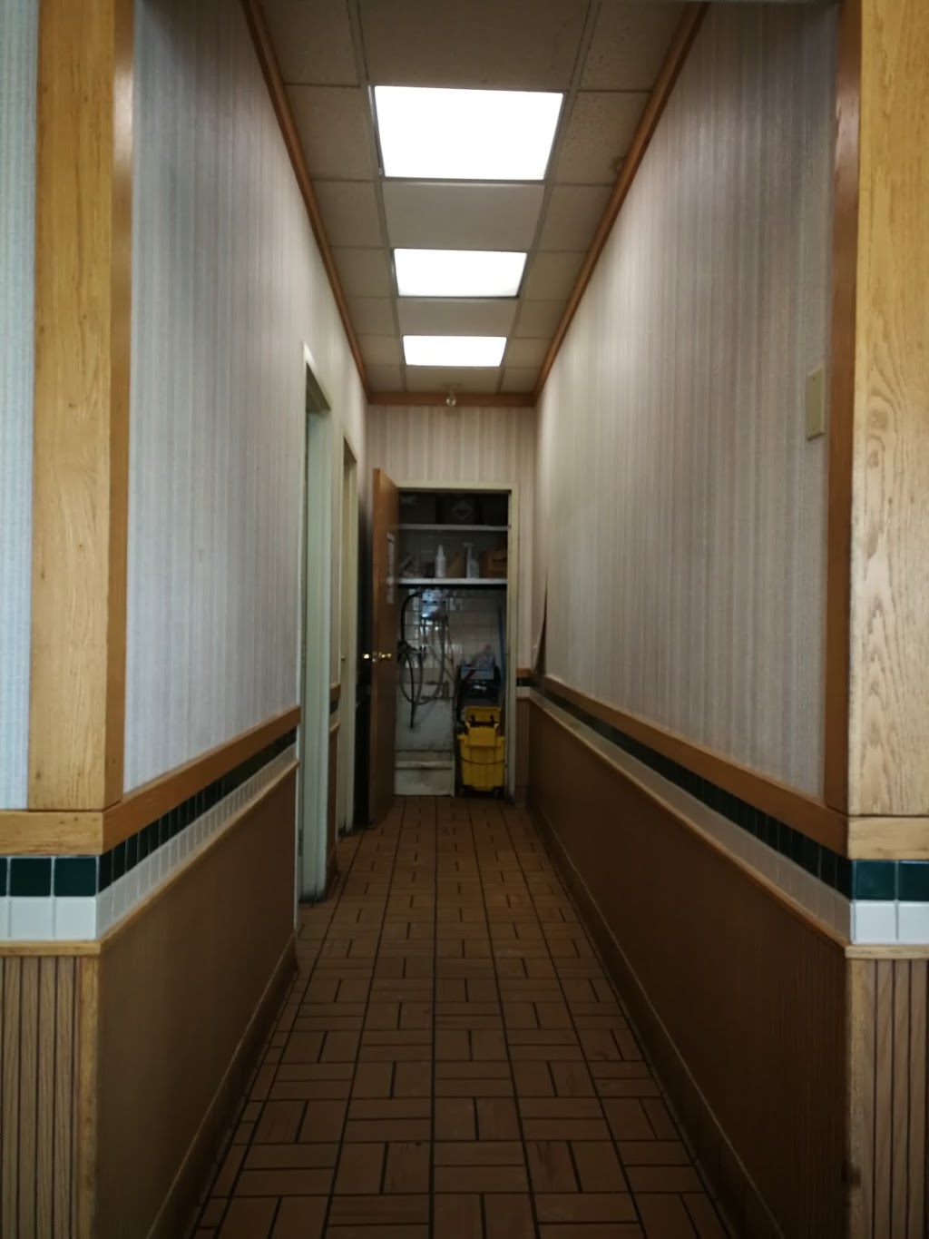 KFC | 209 King St E, Bowmanville, ON L1C 1P4, Canada | Phone: (905) 623-3999