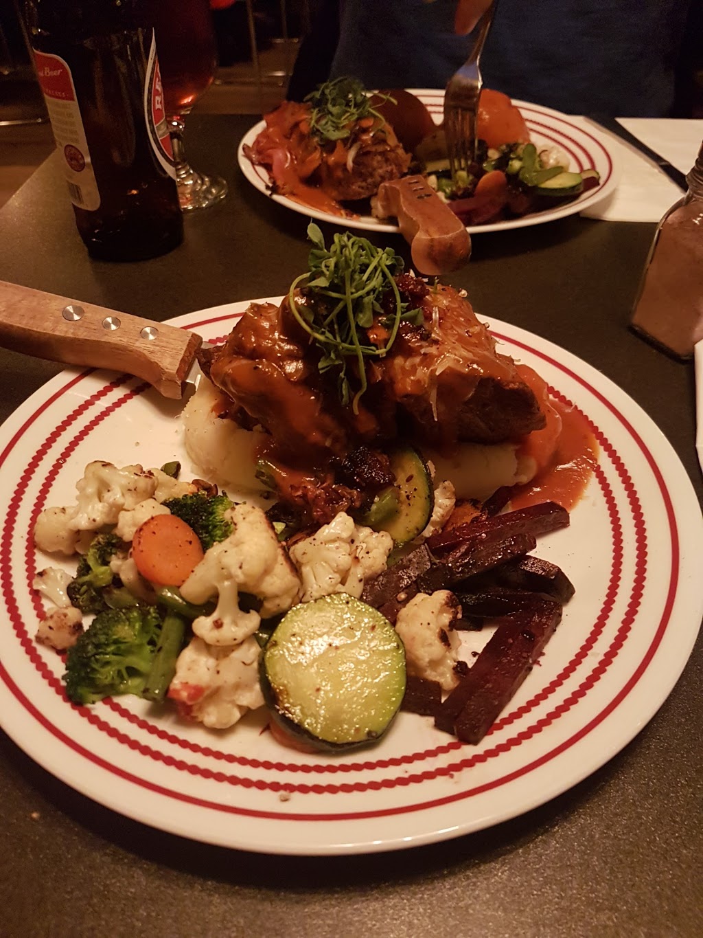 Midtown Bistro | 3024 30th Ave, Vernon, BC V1T 2B9, Canada | Phone: (250) 308-7477