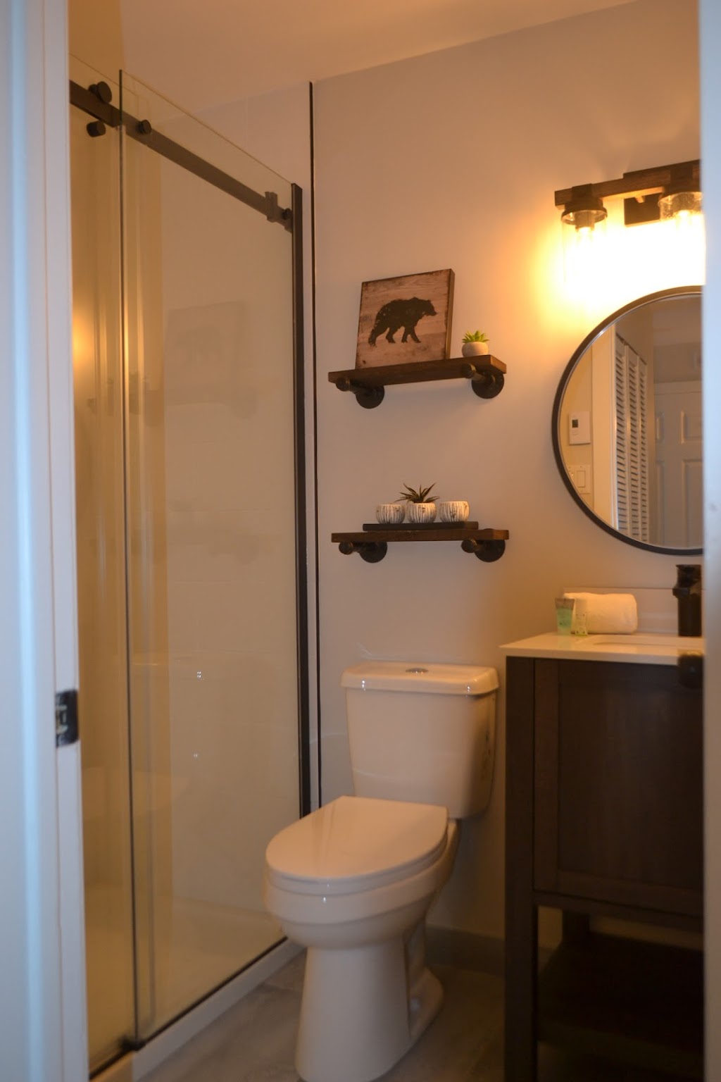 Elegant Apartment by Suites Tremblant on the Lake | 227 Ch. de Lac Tremblant N A411, Mont-Tremblant, QC J8E 1B9, Canada | Phone: (438) 994-1303