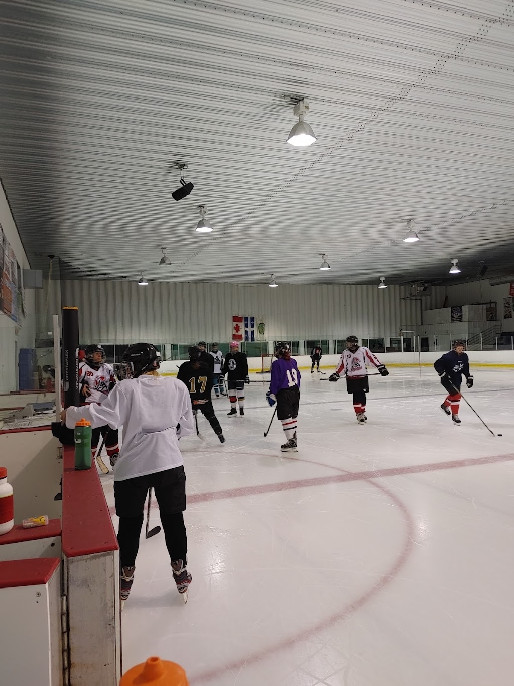 Aréna de Masham | 10-26 Rte Principale E, Sainte-Cécile-de-Masham, QC J0X 2W0, Canada | Phone: (819) 456-1535