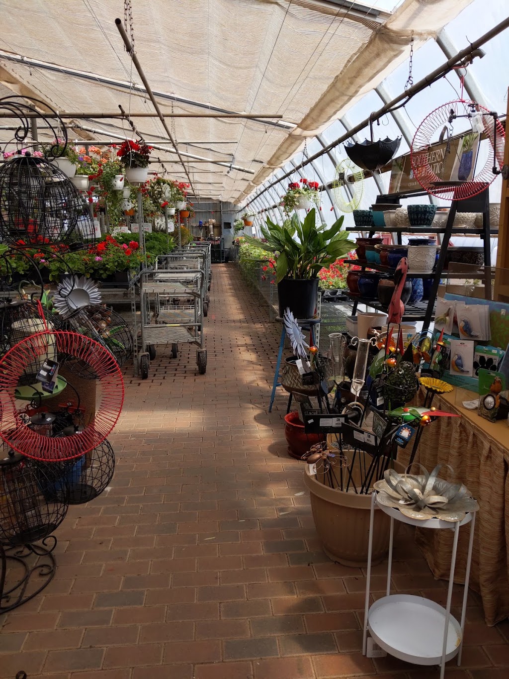 Kool Breeze Farms Garden Centre & Farm Market | 231 Read Dr, Summerside, PE C1N 5B1, Canada | Phone: (902) 436-1900