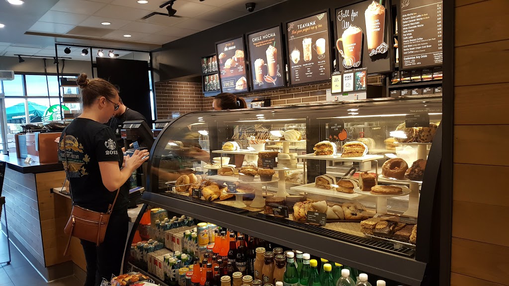 Starbucks | 130 Country Village Rd NE #605, Calgary, AB T3K 6B8, Canada | Phone: (403) 567-1835