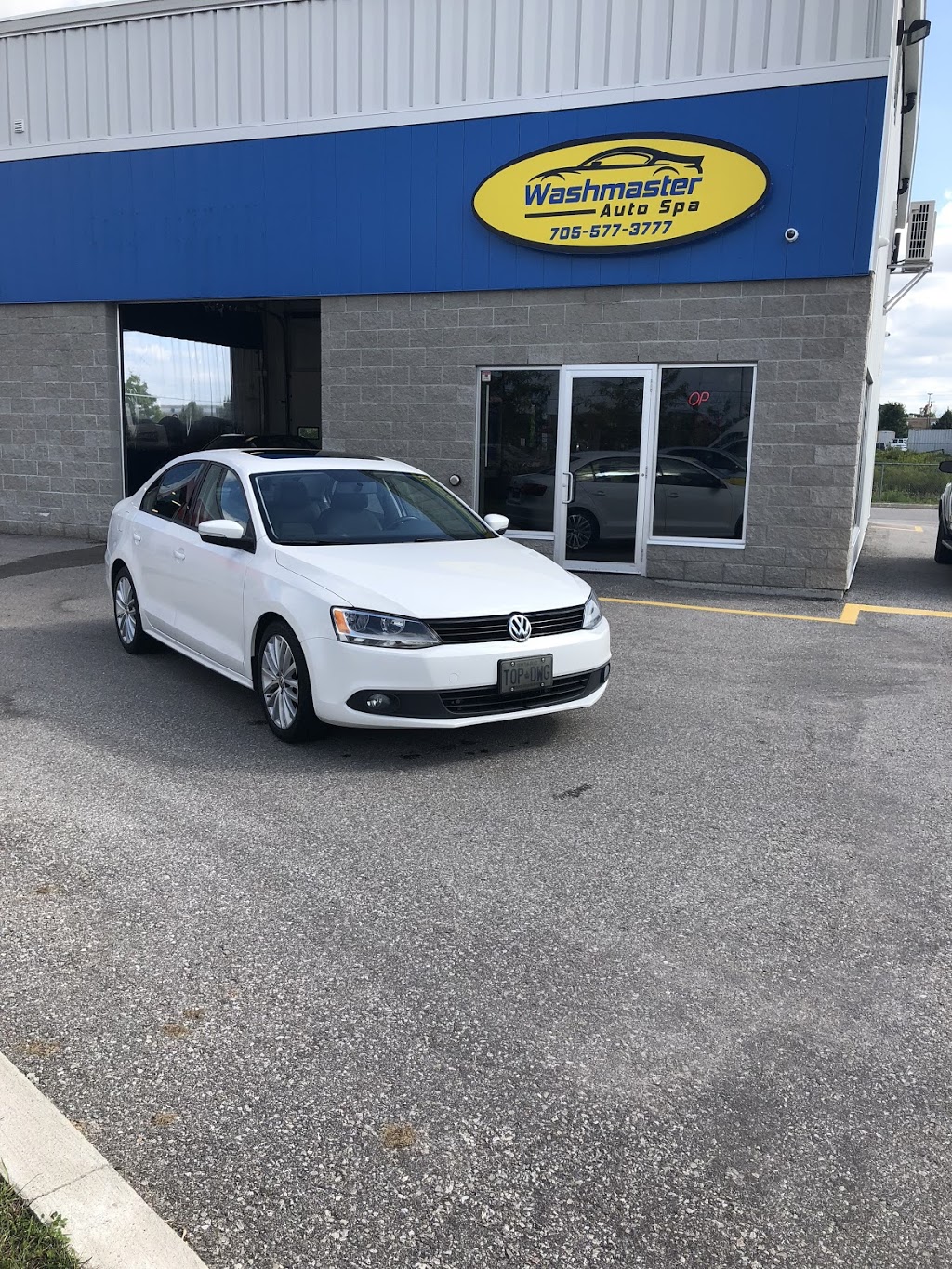 Washmaster Auto Spa | 221-A Mapleview Dr W, Barrie, ON L4N 9E8, Canada | Phone: (705) 577-3777