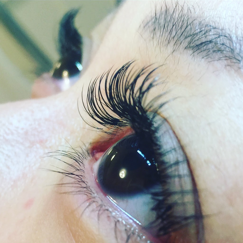 Vanity Beauty Bar | 2951 Panorama Dr, Coquitlam, BC V3E 2W3, Canada | Phone: (778) 872-8038