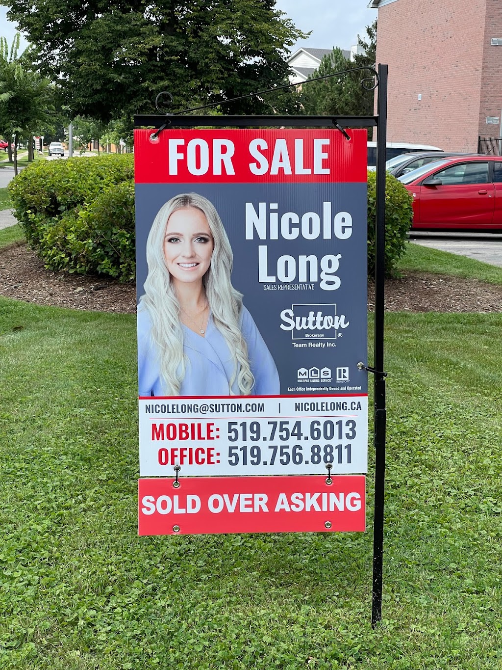 Nicole Long - Real Estate Agent | 2 Holiday Dr, Brantford, ON N3R 7J4, Canada | Phone: (519) 754-6013