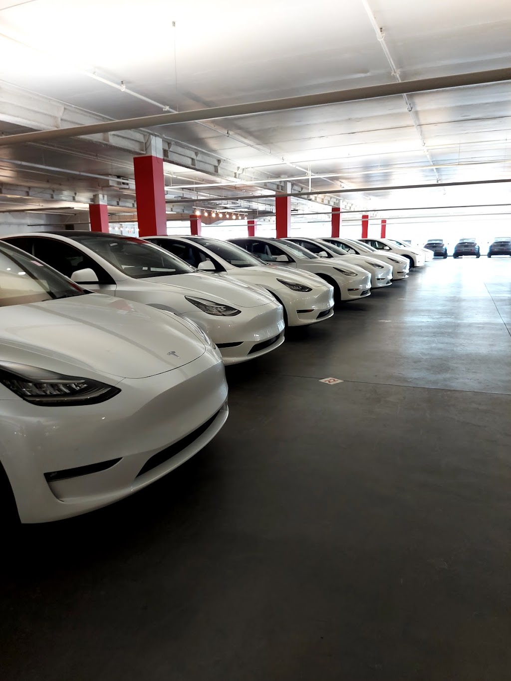 Tesla | 3755 A. des Laurentides, Laval, QC H7L 3H7, Canada | Phone: (450) 634-1794