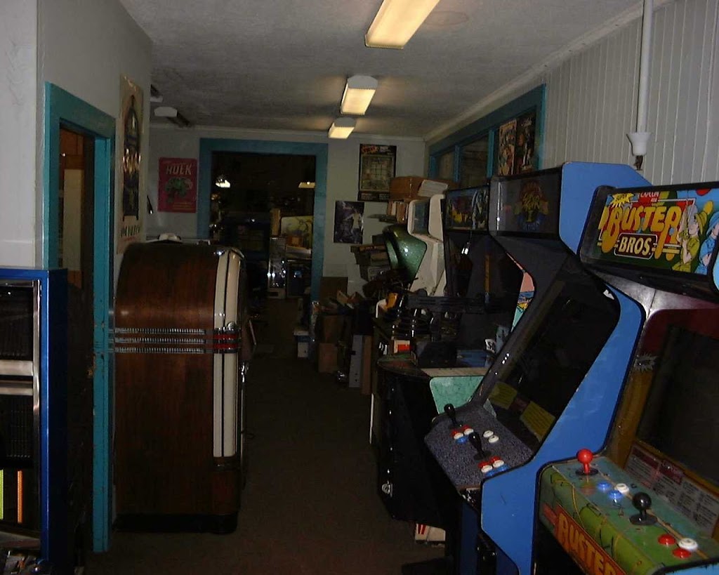 Johns Jukes Ltd. / Flippers.com | 7-3979 Marine Way, Burnaby, BC V5J 5E3, Canada | Phone: (604) 872-5757