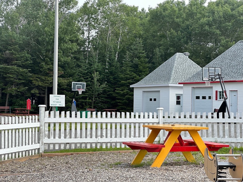 Camping Municipal De Trois Pistoles | 100 Rue du Chanoine-Côté, Trois-Pistoles, QC G0L 4K0, Canada | Phone: (418) 851-4515