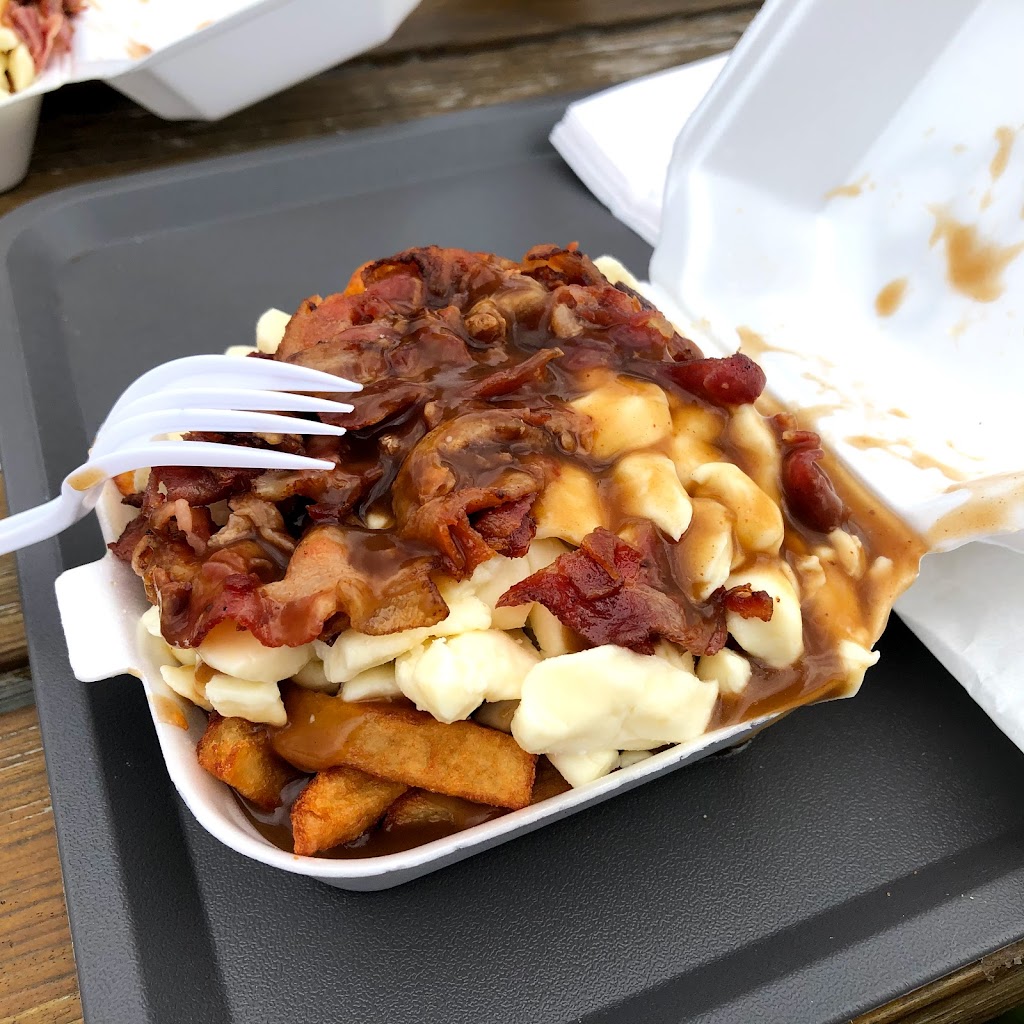 Cantine La Bonne Franquette | 121 QC-138, Forestville, QC G0T 1E0, Canada | Phone: (418) 587-6221