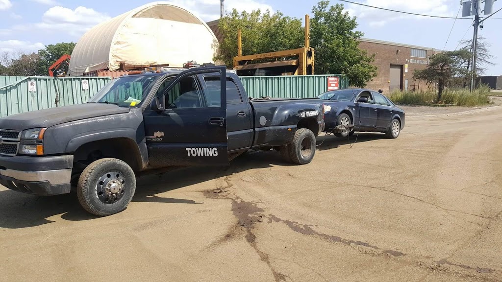 Scrap Car Removal Brampton | 22 Forrester Dr, Brampton, ON L6Y 4K5, Canada | Phone: (647) 695-2444