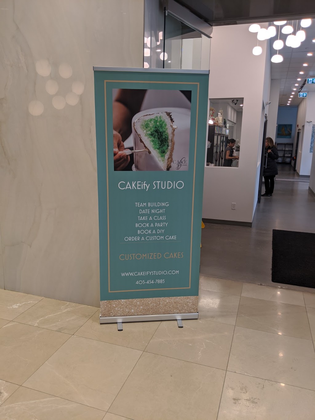 Cakeify Studio | 607 Meredith Rd NE, Calgary, AB T2E 2W5, Canada | Phone: (403) 454-7885