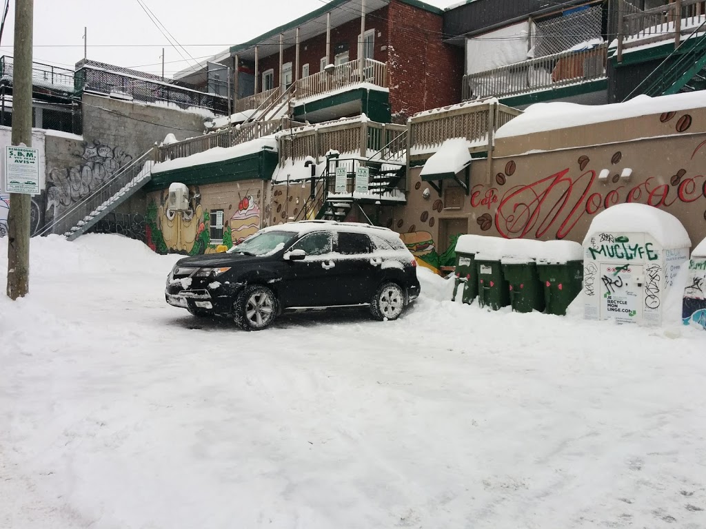 Café Moccaccino | 4945 Rue Notre-Dame Ouest, Montreal, QC H4C 1S9, Canada | Phone: (514) 989-8111