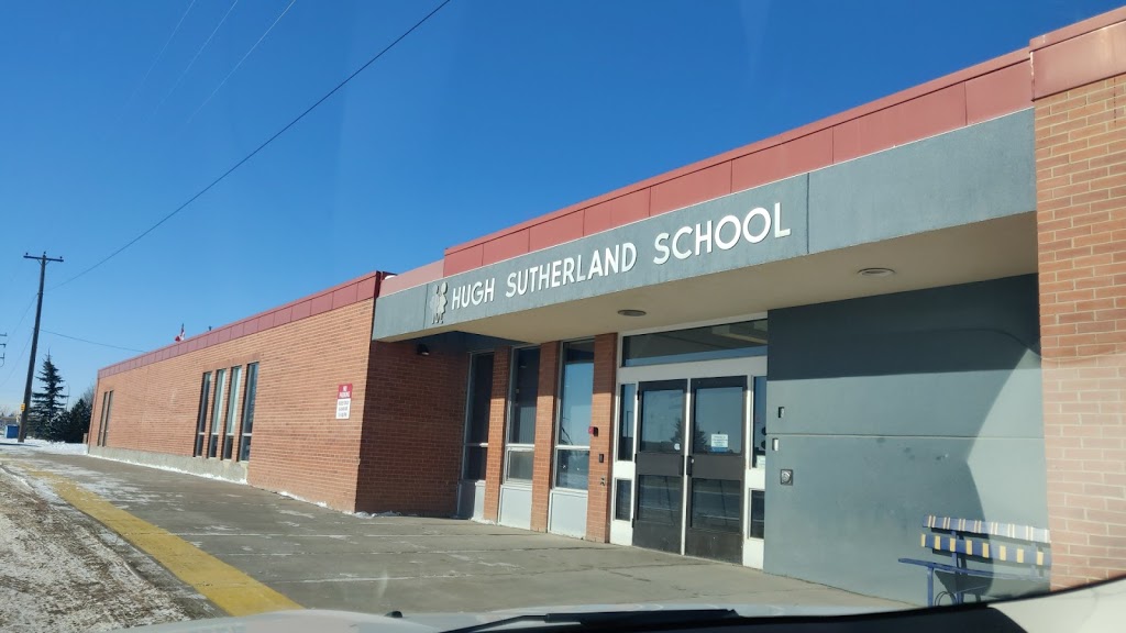 Hugh Sutherland School | 1372 AB-581, Carstairs, AB T0M 0N0, Canada | Phone: (403) 337-3326