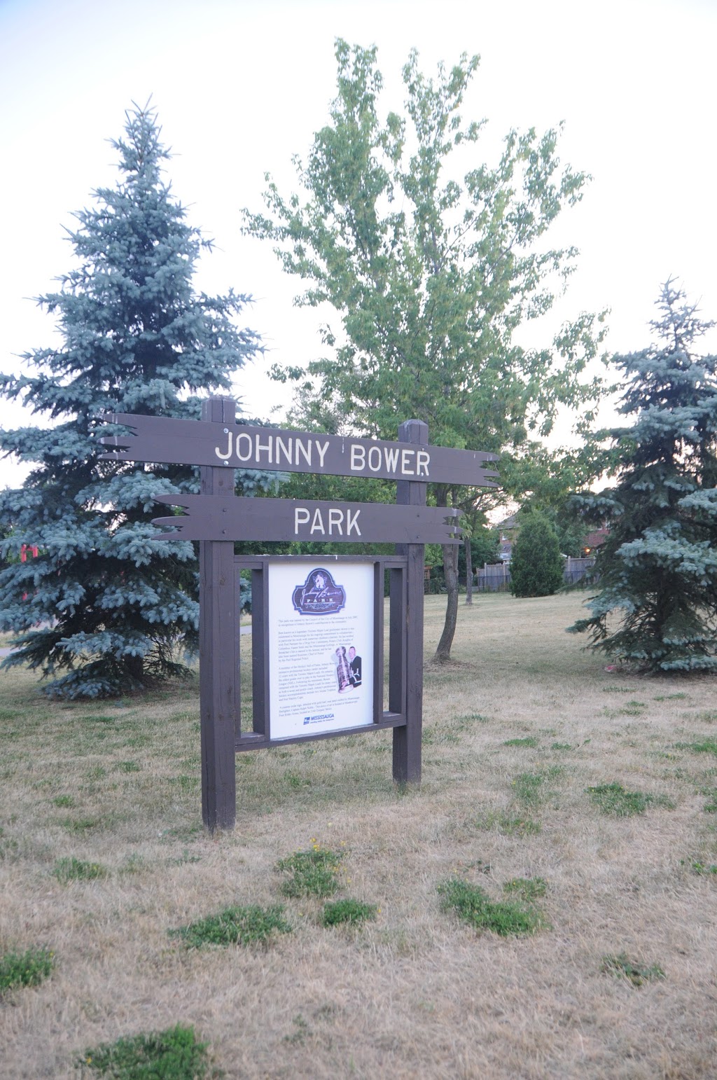Johnny Bower Park | 3919 Parkgate Dr, Mississauga, ON L5N 7B4, Canada | Phone: (647) 287-0000
