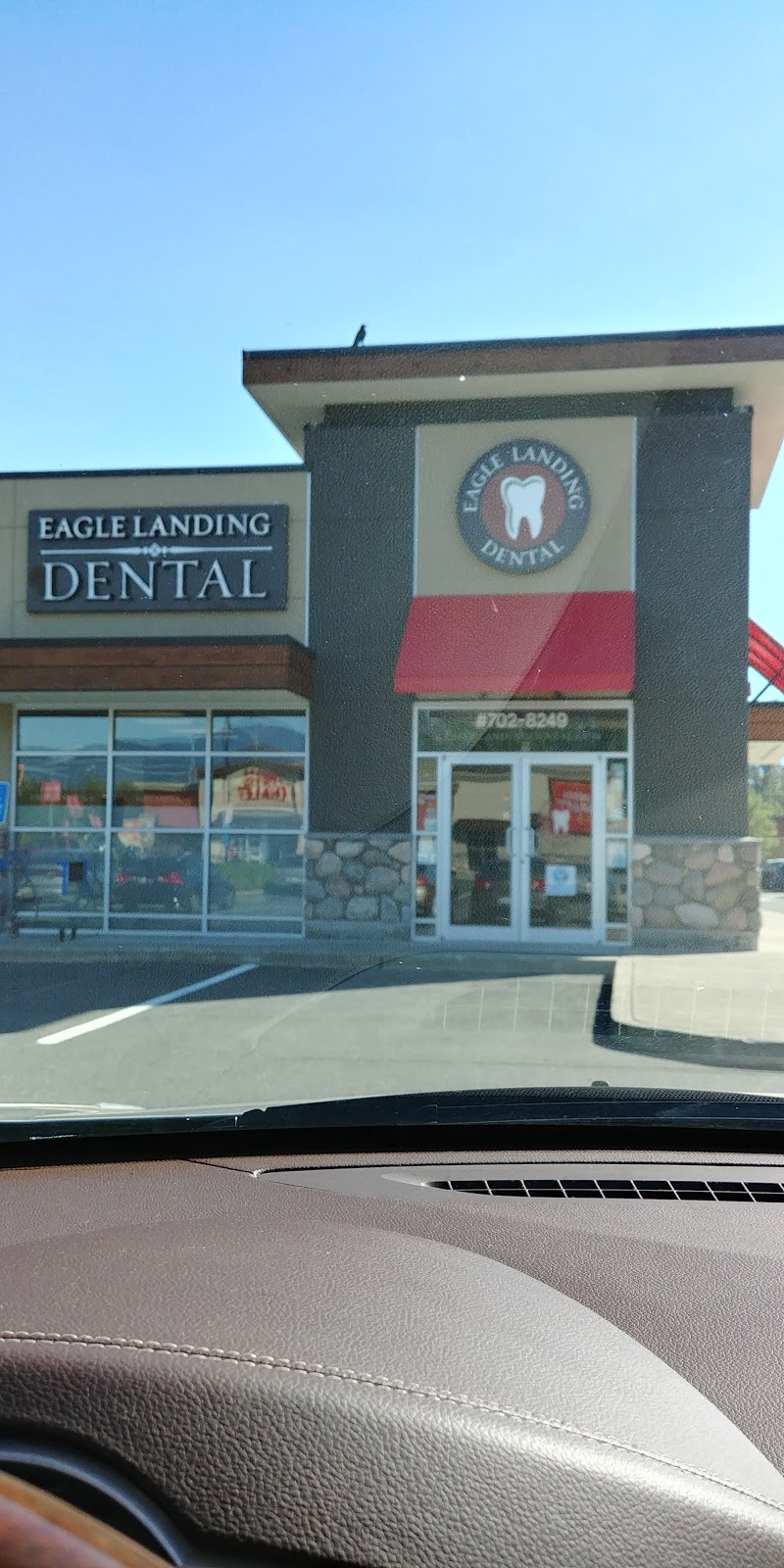 Eagle Landing Dental Centre | 8249 Eagle Landing Pkwy #702, Chilliwack, BC V2R 0P9, Canada | Phone: (604) 392-1212