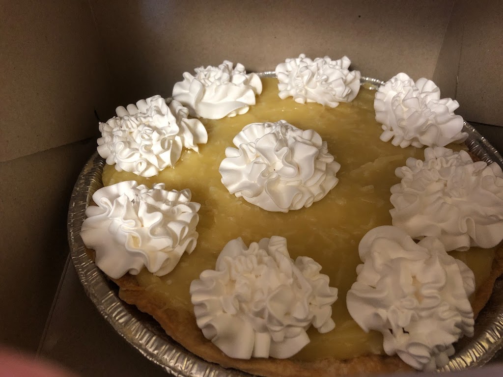 Maple House Bakery & Cafe | 76 Ellis Ave, OLeary, PE C0B 1V0, Canada | Phone: (902) 859-2774