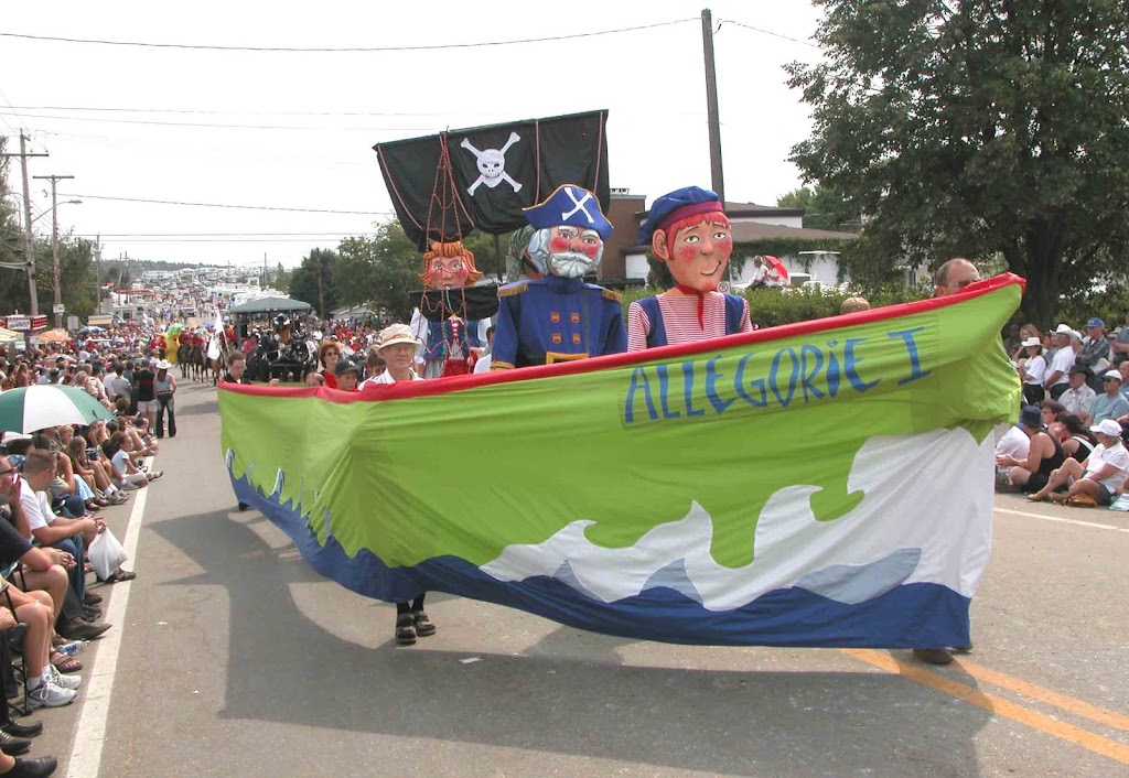 Au Pays des Géants | 350 Rue Bourbonnais, Saint-Calixte, QC J0K 1Z0, Canada | Phone: (450) 222-3888