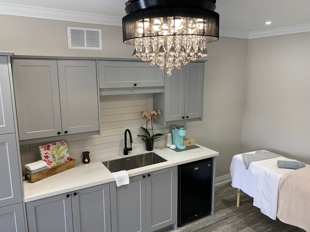 Breezy Esthetics | 9603 Old Shiloh Rd, Pefferlaw, ON L0E 1N0, Canada | Phone: (289) 221-2468