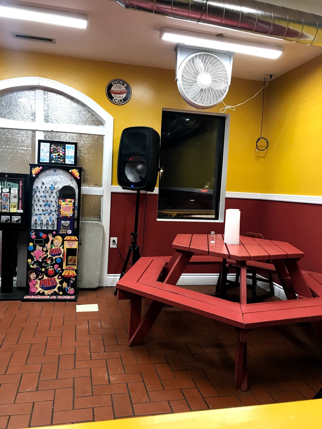 Wuddup Dog | 960 King St E, Cambridge, ON N3H 3P3, Canada | Phone: (519) 219-3300