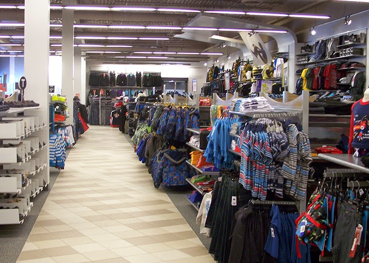 Aubainerie | 2330, Autoroute 13, Laval, QC H7X 4G8, Canada | Phone: (450) 689-4442