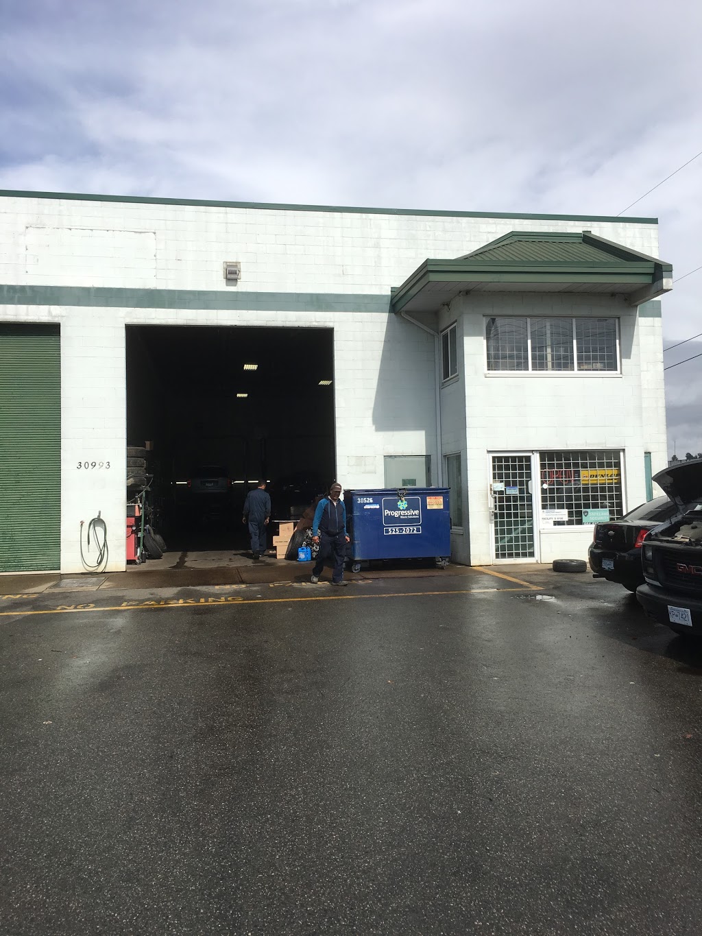 Premium auto repair | 30993 Peardonville Rd, Abbotsford, BC V2T 6K3, Canada | Phone: (604) 850-1212