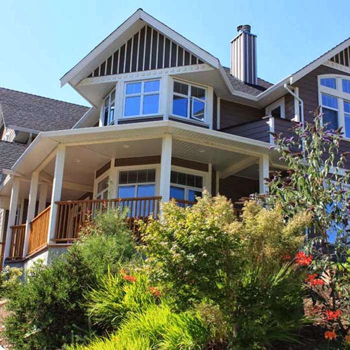 Eaglenest Manor Cowichan | 1687 Eagle View Pl, Duncan, BC V9L 6R1, Canada | Phone: (250) 715-7202
