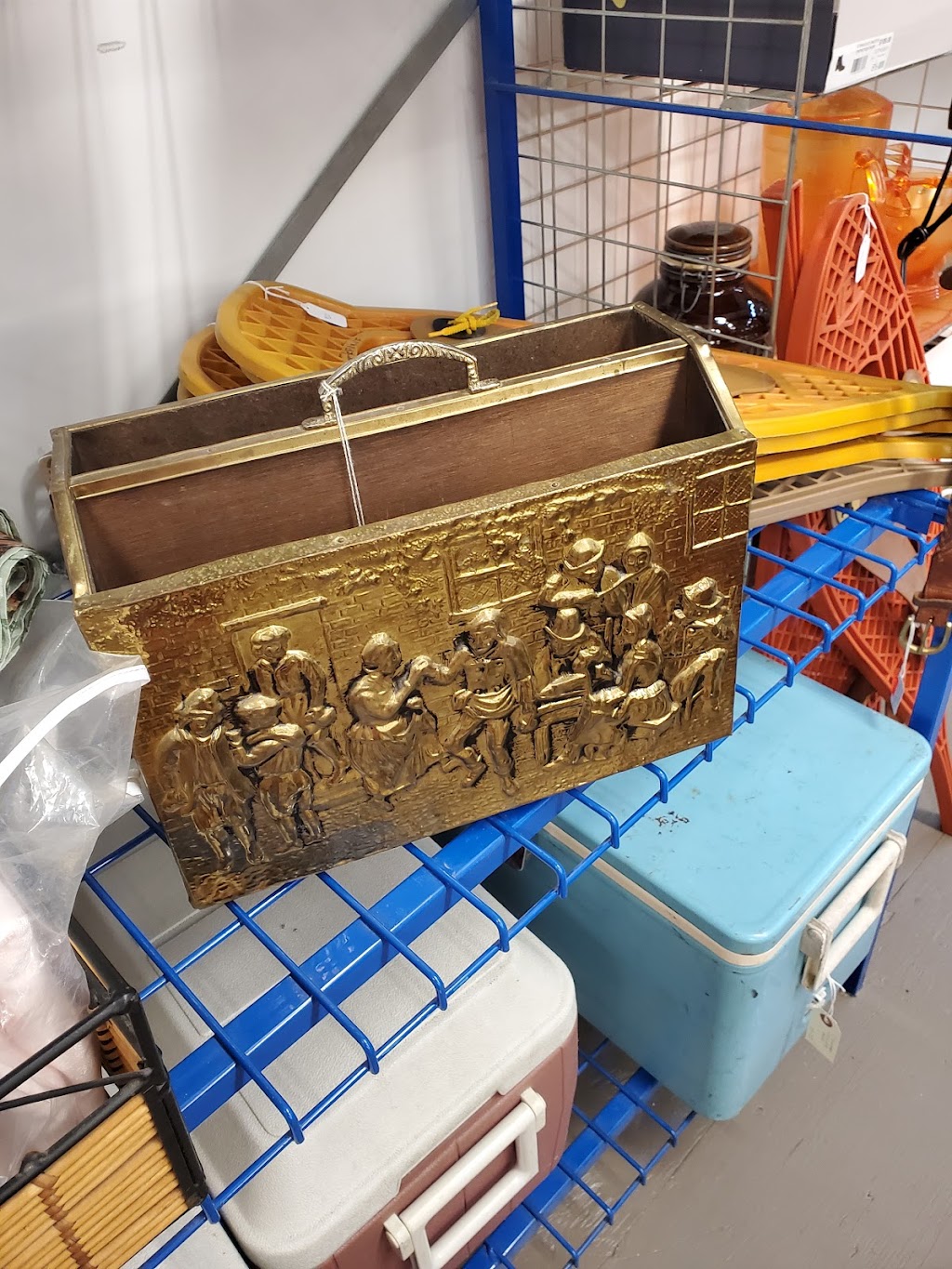The Trading Post | 33861 ON-17, Deep River, ON K0J 1P0, Canada | Phone: (613) 584-1115