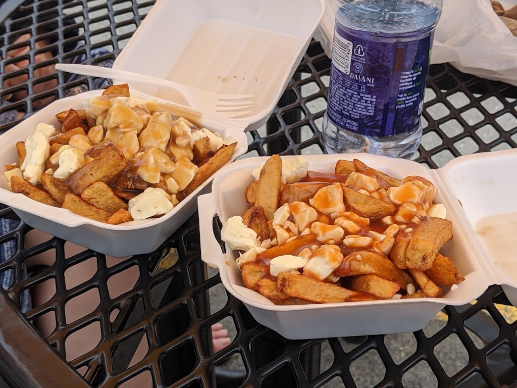 Bar Laitier Mistouk | 5471 Avenue du Pont N, Alma, QC G8E 1V2, Canada | Phone: (418) 347-5026
