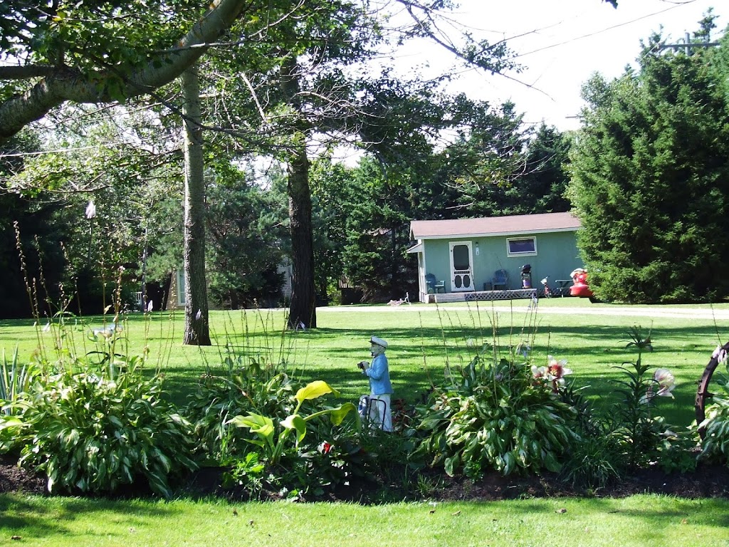 Lyons Cottages | 7 Smallwood Ln, York, PE C0A 1P0, Canada | Phone: (800) 661-3267
