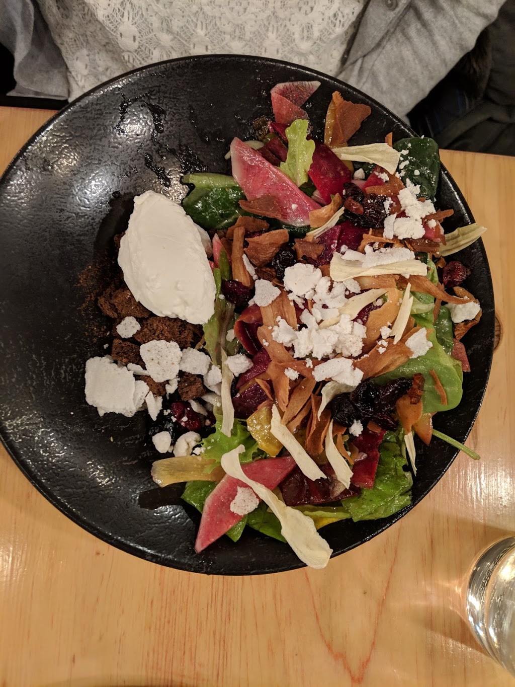Root & Bone | 1469 Pelham St, Fonthill, ON L0S 1E4, Canada | Phone: (905) 892-6474