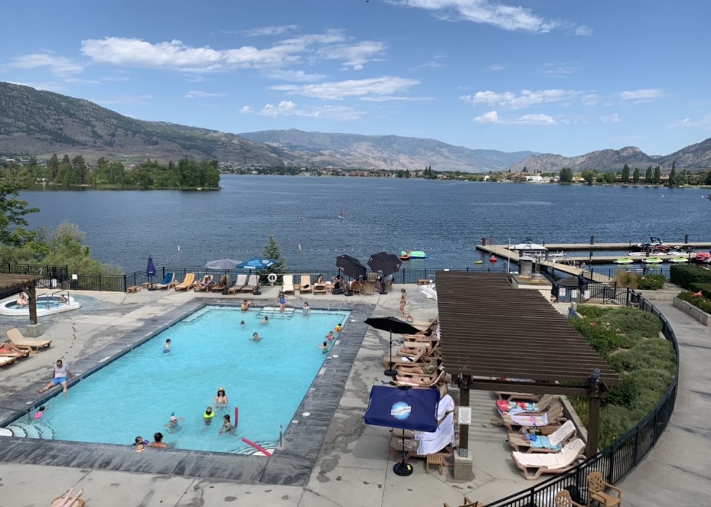 Walnut Beach Resort | 4200 Lakeshore Dr, Osoyoos, BC V0H 1V6, Canada | Phone: (855) 936-5400