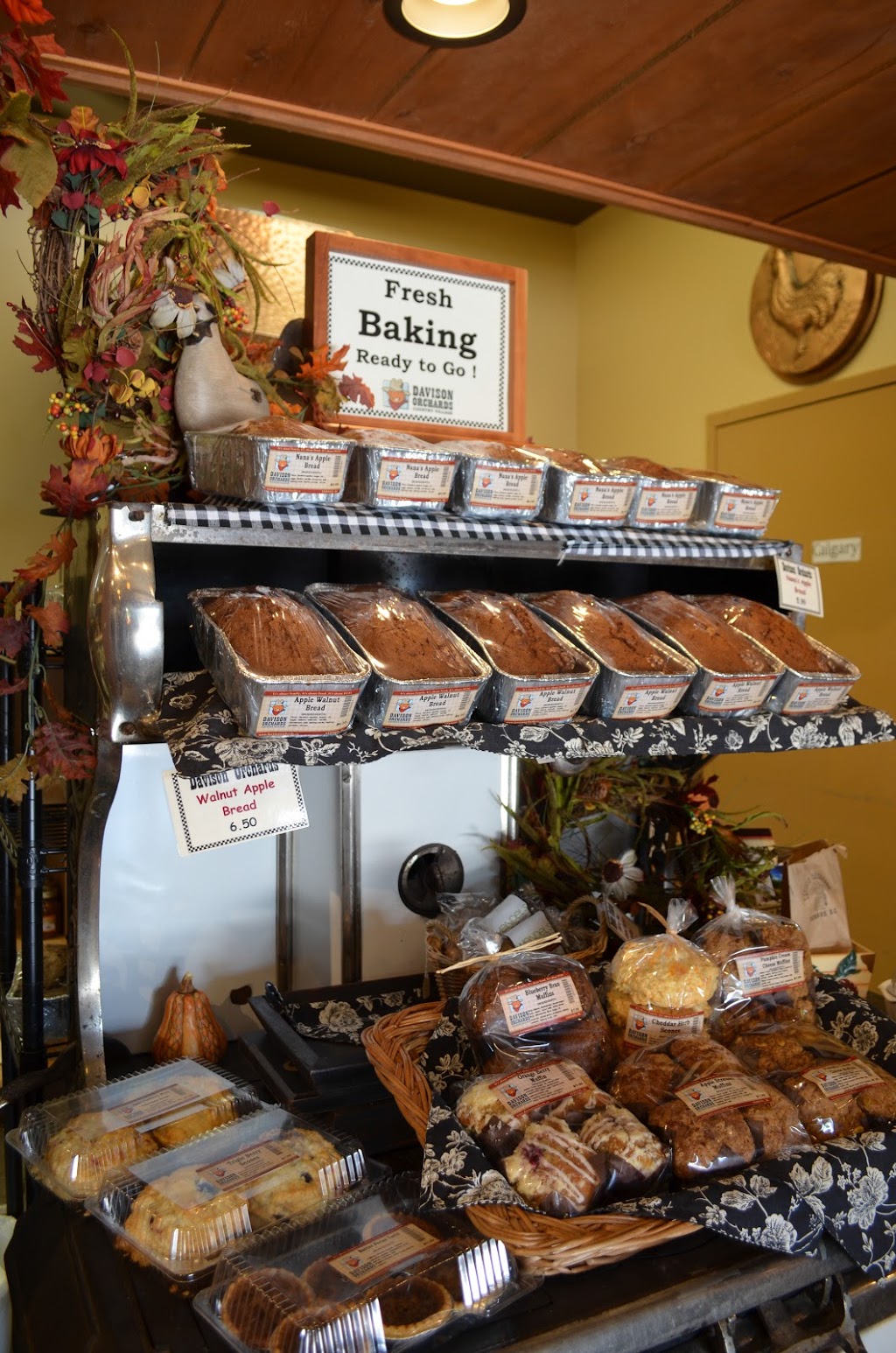 Davison Orchards Country Village | 3111 Davison Rd, Vernon, BC V1H 1A2, Canada | Phone: (250) 549-3266