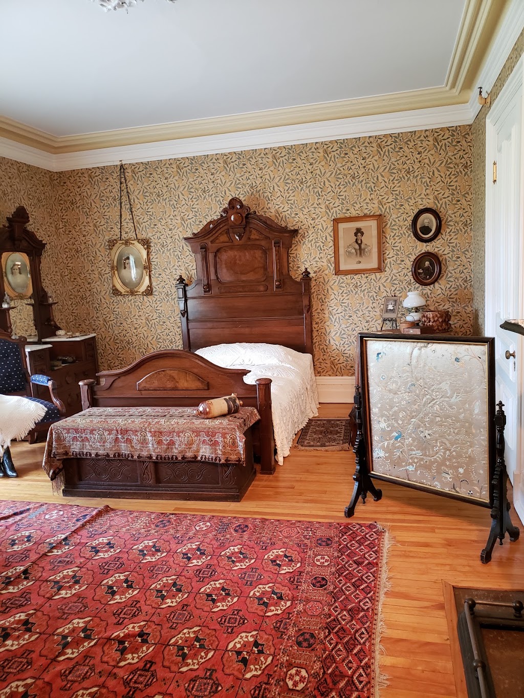 Beaconsfield Historic House | 2 Kent St, Charlottetown, PE C1A 1M6, Canada | Phone: (902) 368-6603