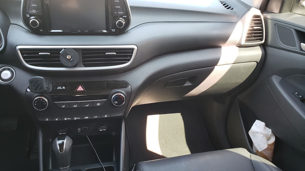 A Womans Touch Mobile Detailing | 793 Colborne St, Brantford, ON N3S 7J3, Canada | Phone: (226) 802-1162