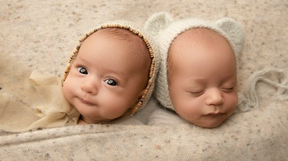 Bebe Newborn Photography | 620 Quarry Way SE, Calgary, AB T2C 5H3, Canada | Phone: (587) 707-7598