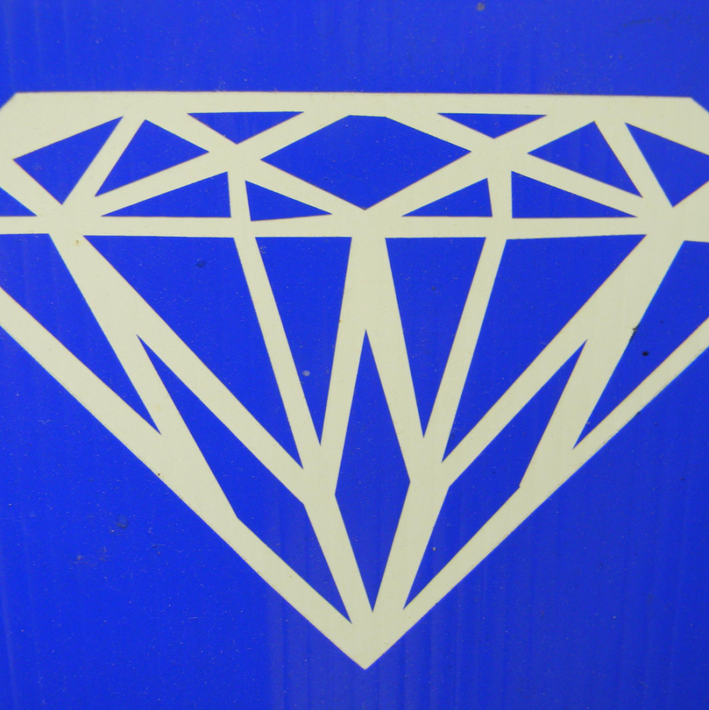 Diamond Dry Cleaners | 1134 Fennell Ave E, Hamilton, ON L8T 1S5, Canada | Phone: (905) 318-7600