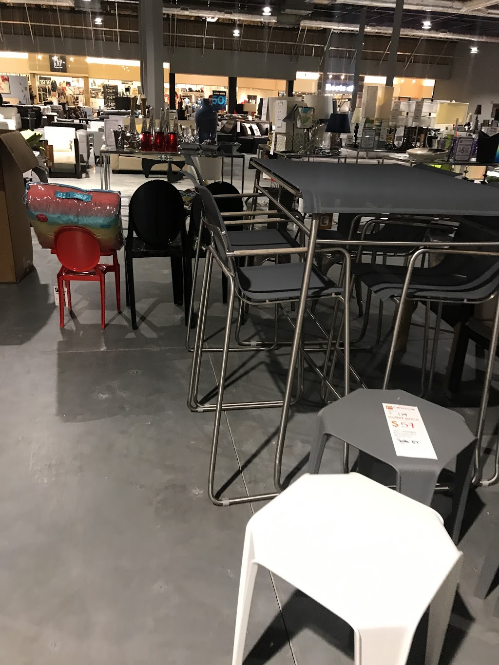 Revolve Furnishings Outlet | 6404 6a St SE, Calgary, AB T2H 2B7, Canada | Phone: (403) 253-2838 ext. 822