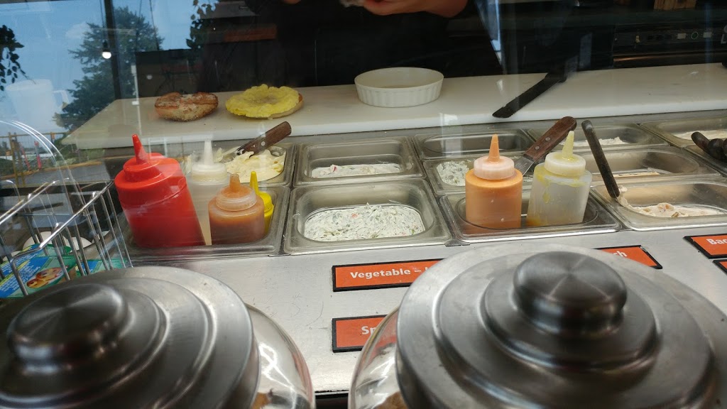 The Great Canadian Bagel | 295A Queen St E, Brampton, ON L6W 3W9, Canada | Phone: (905) 450-7353