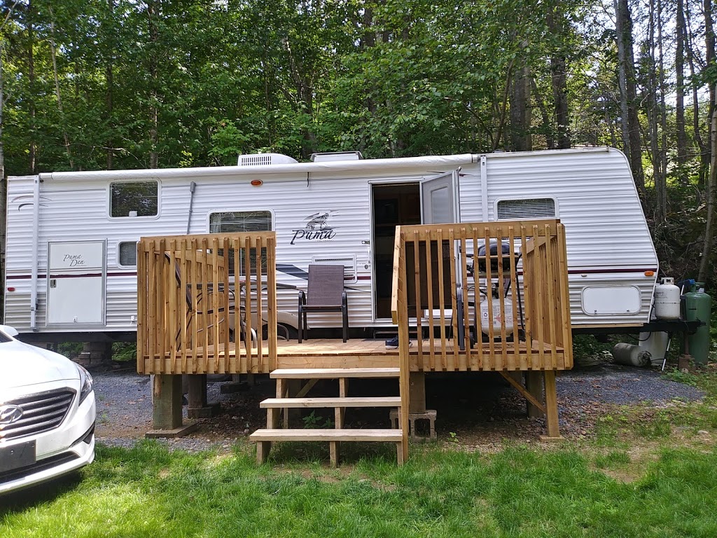 Wayside Camping Park | 10295 Peggys Cove Rd, Glen Margaret, NS B3Z 3H1, Canada | Phone: (902) 823-2547