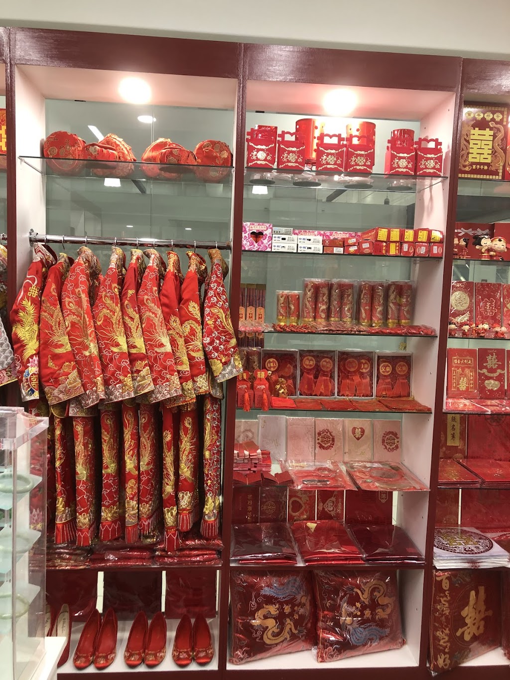 Sleemon Boutique (囍臨門婚慶用品店） | 260300 Writing Creek Cres Unit E29, Calgary, AB T4A 0X8, Canada | Phone: (403) 277-8888