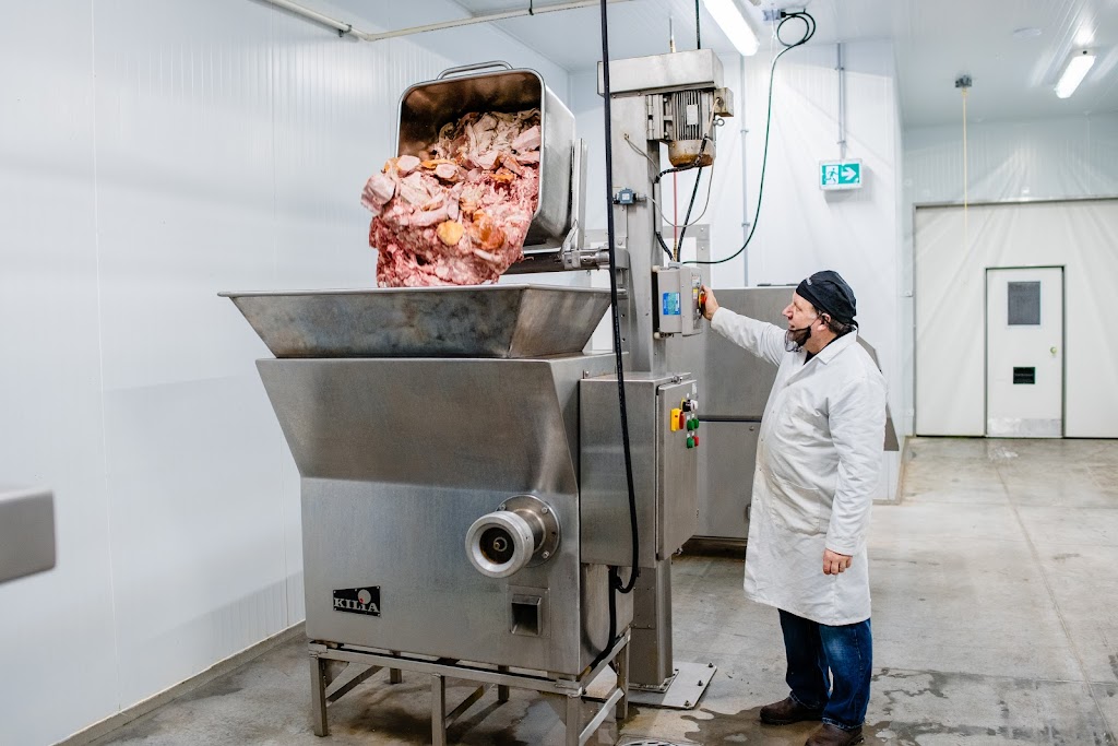 Stemmler Meats - Manufacturing Facility | 725 McMurray Rd, Waterloo, ON N2V 1Y2, Canada | Phone: (519) 699-4590