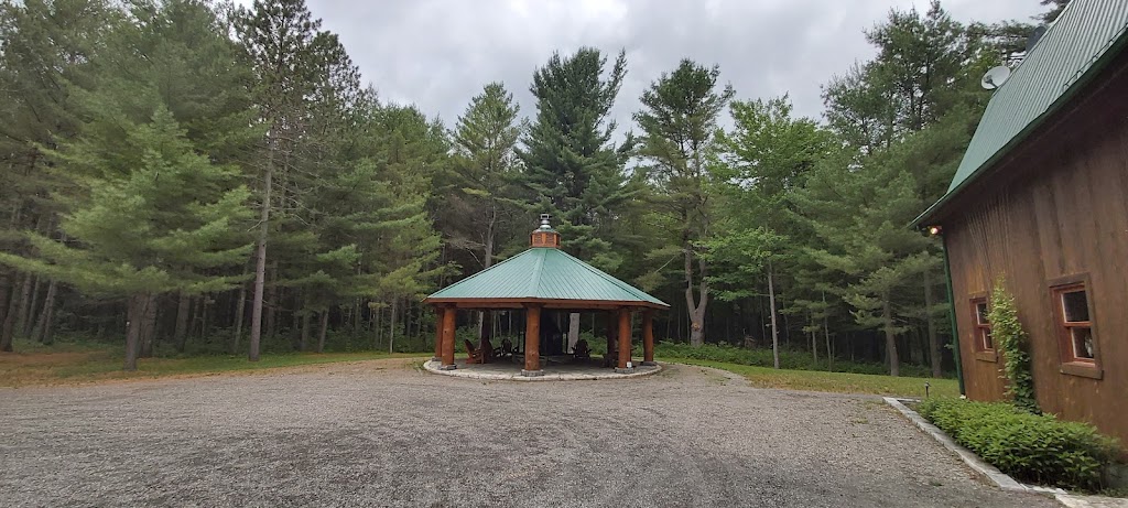 SAMARPAN ASHRAM | 888 Chem. de la Rivière du N, Saint-Colomban, QC J5K 2E6, Canada | Phone: (514) 889-3030
