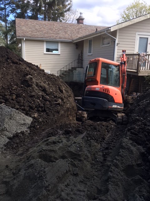 Taylor Excavating | 2294 Marlene Dr, Victoria, BC V9B 2E2, Canada | Phone: (250) 883-1645