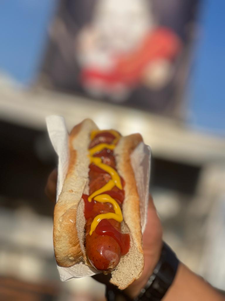 905 Hotdog Pound | 7004 Lundys Ln, Niagara Falls, ON L2G 1V9, Canada | Phone: (289) 990-1912